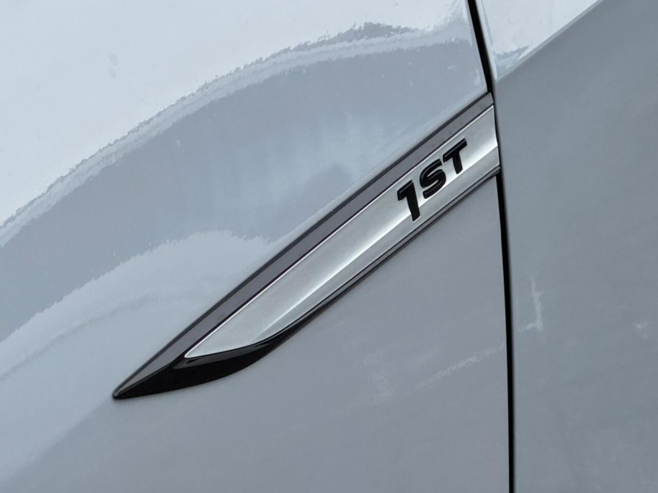 Volkswagen ID.3 PRO 1ST PLUS 58 KWH NAVI/LED/CARPLAY/STOELVERW/LMV/NL-AUTO/1E EIG.