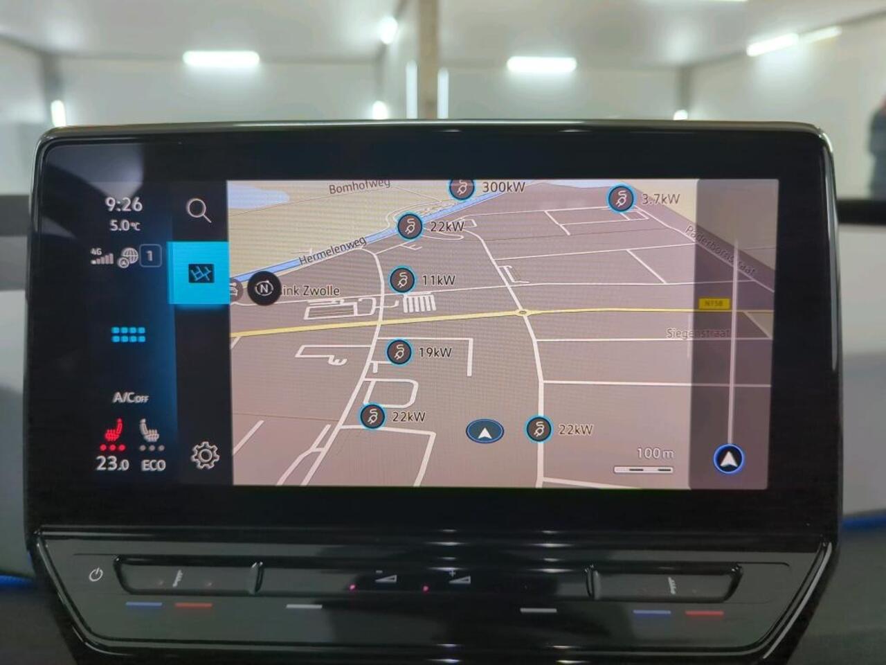 Volkswagen ID.3 First Max 58 kWh | Panoramadak | Stoel / Stuur verwarming