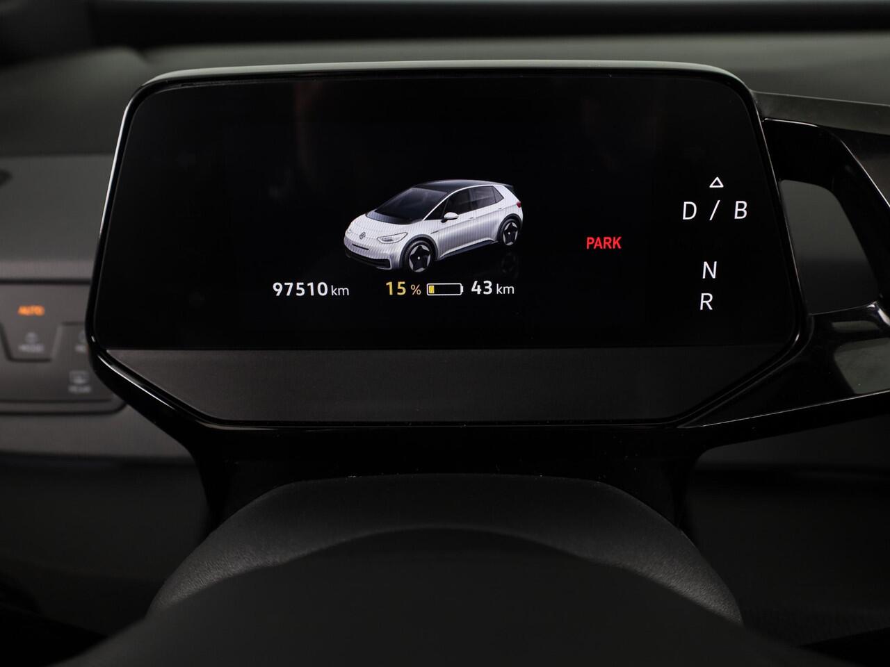 Volkswagen ID.3 First 58 kWh 204 PK | SOH 93% | Steunhaak | Navigatie | Parkeersensoren | Stoelverwarming |