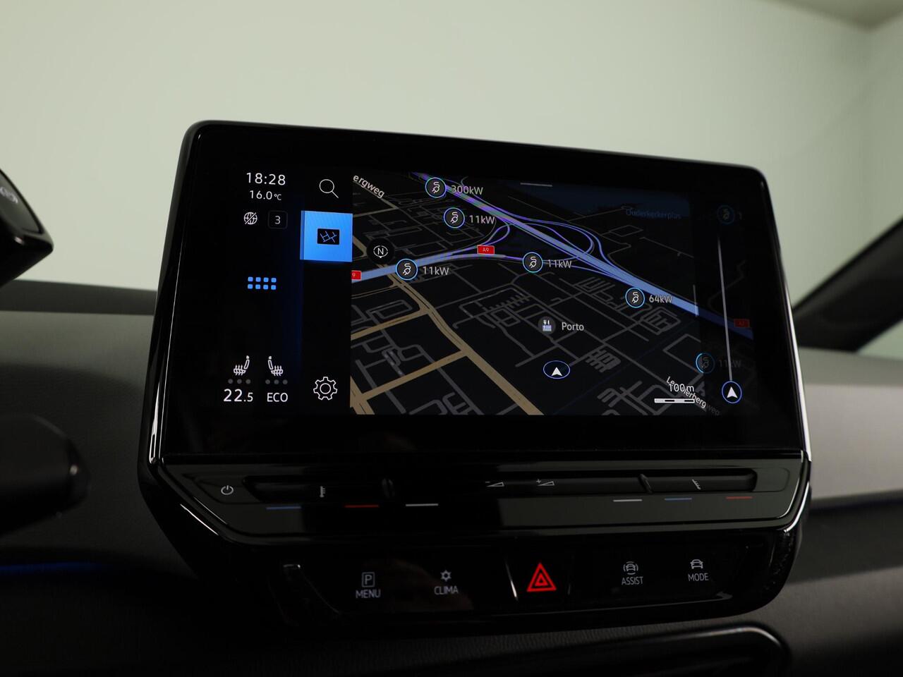 Volkswagen ID.3 First Plus 58 kWh | Navigatie | Parkeersensoren | Achteruitrijcamera | Stoelverwarming |