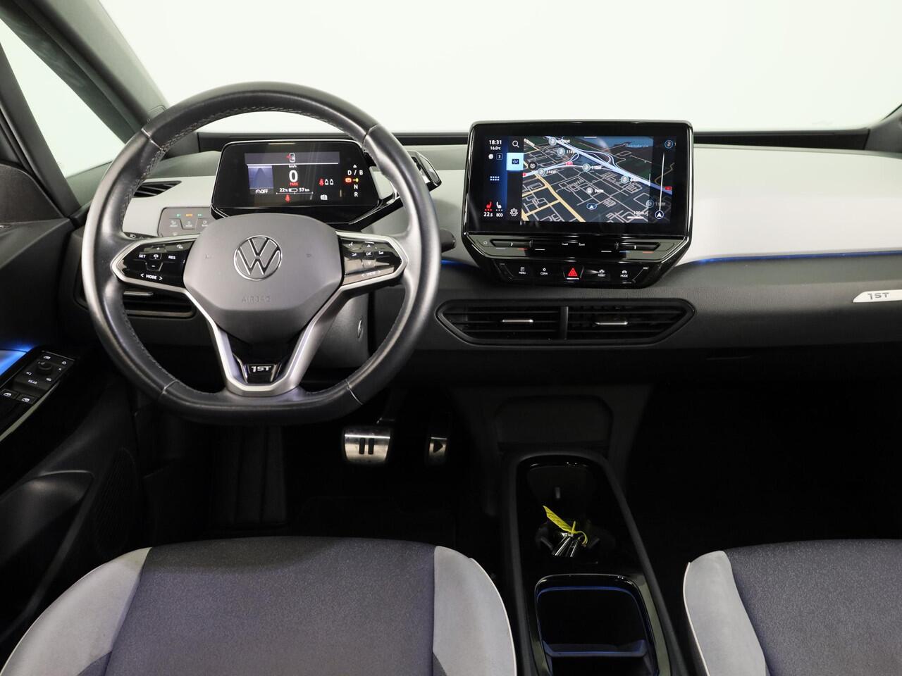 Volkswagen ID.3 First Plus 58 kWh | Navigatie | Parkeersensoren | Achteruitrijcamera | Stoelverwarming |