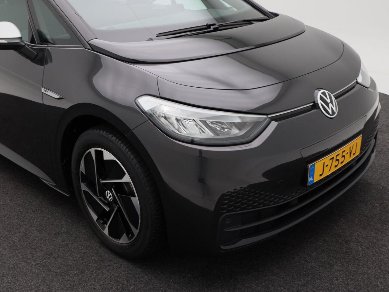 Volkswagen ID.3 First 58 kWh 204 Pk Automaat | Adaptive Cruise | Navigatiesysteem | Stoelverwarming | CarPlay | LED | 18 Inch