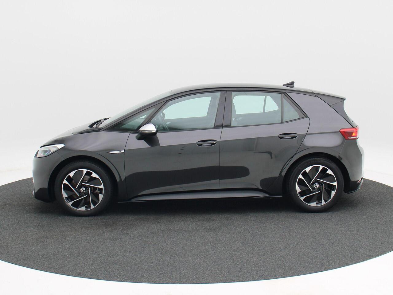 Volkswagen ID.3 First 58 kWh 204 Pk Automaat | Adaptive Cruise | Navigatiesysteem | Stoelverwarming | CarPlay | LED | 18 Inch