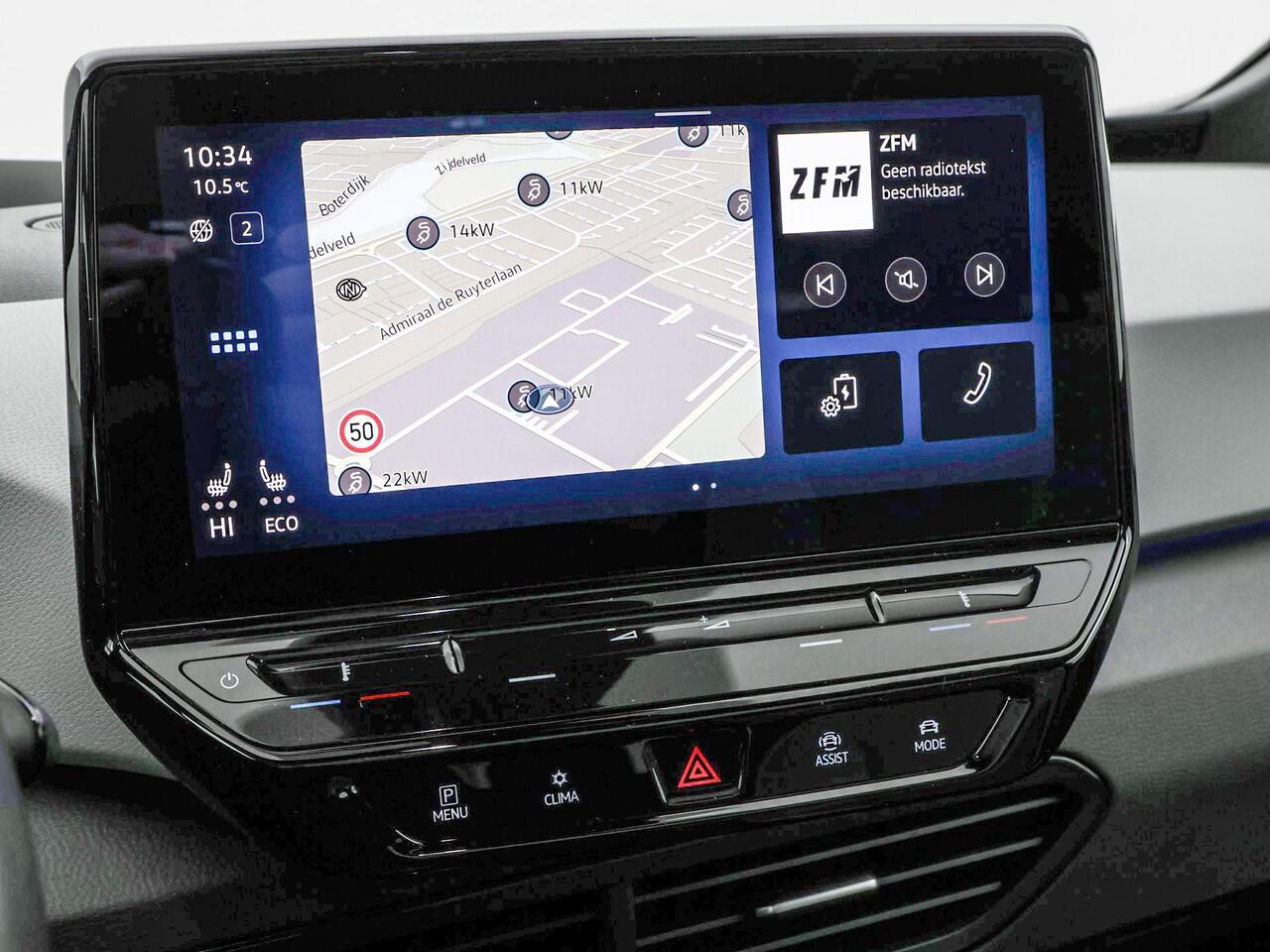 Volkswagen ID.3 First Max 204pk 58 kWh · Panoramadak · Camera · Apple/Android Car Play · Dodehoek Detectie · 20'' Inch · Steunhaak ·