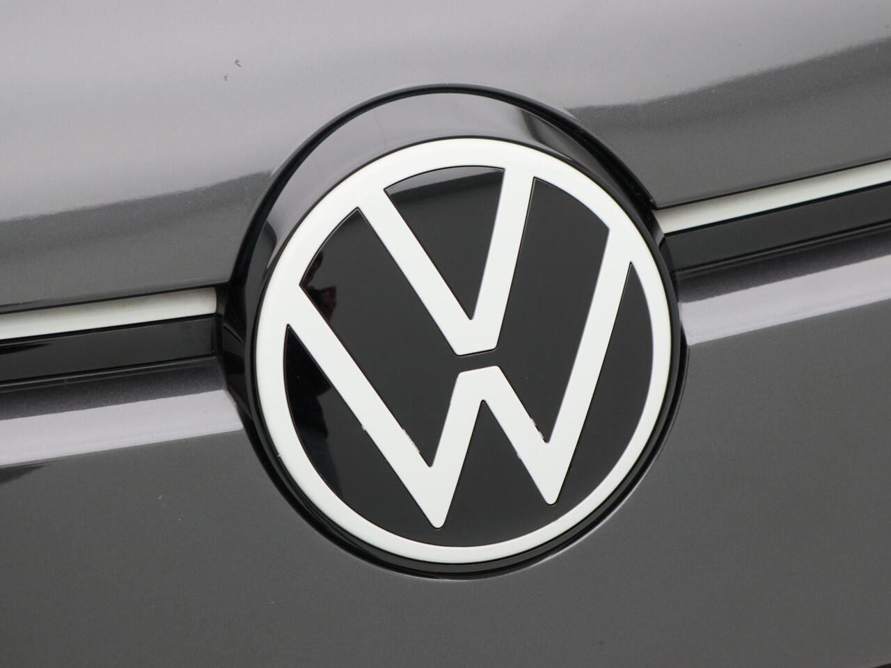 Volkswagen ID.3 First 58 kWh 204 Pk | Trekhaak Afneembaar | Adaptive Cruise | Virtual Cockpit | Stoelverwarming | LED | CarPlay | 18 Inch