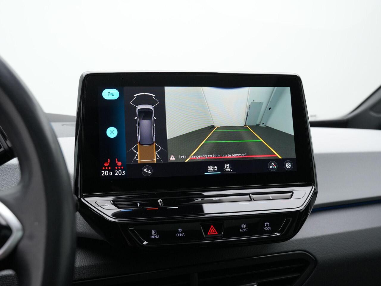 Volkswagen ID.3 First Max 58 kWh 204 pk | SOH 86% | Panoramadak | Head-up display | Elektr. verstelbare stoelen | IQ Light | Stuur-/stoelverwarming | Achteruitrijcamera