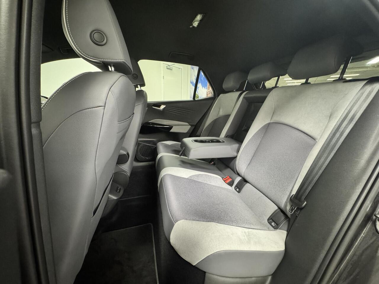 Volkswagen ID.3 First Plus 58 kWh | SOH 90% | Camera | Carplay |