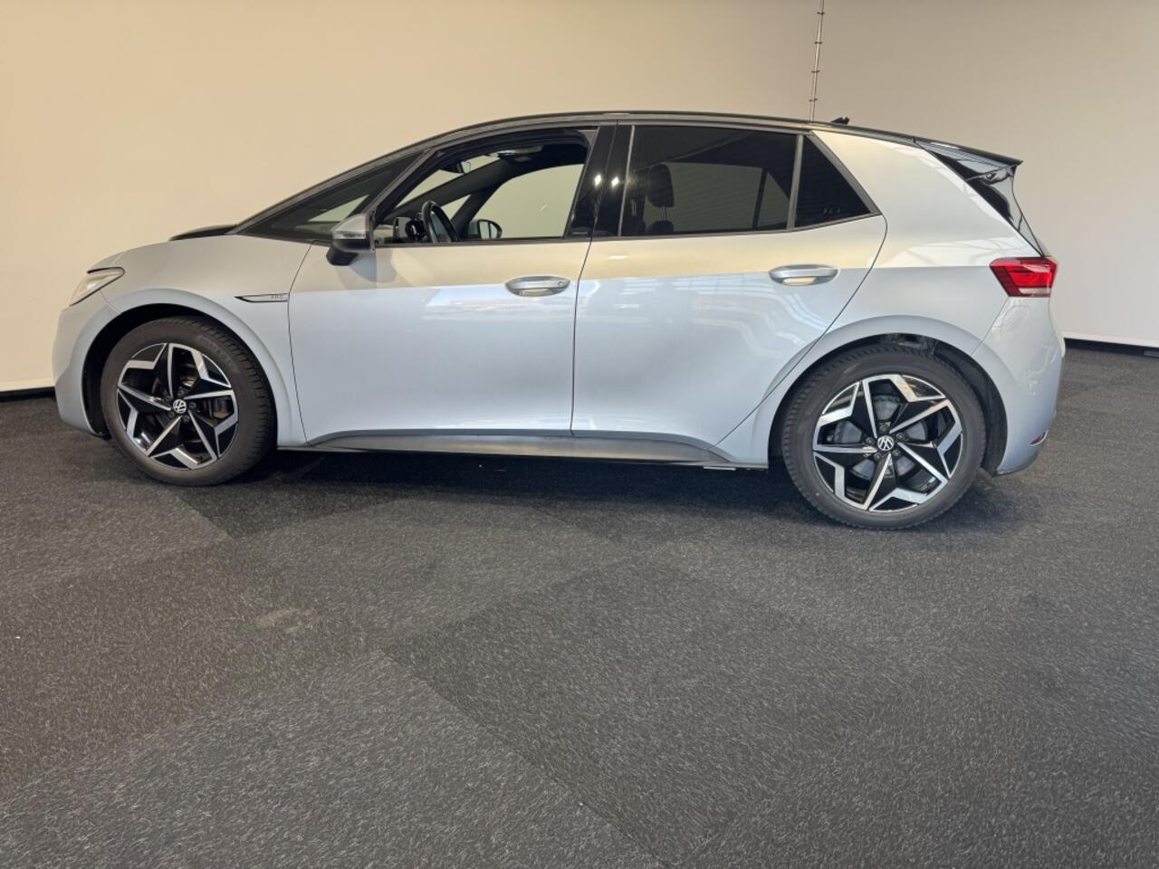 Volkswagen ID.3 Pro 58 KWH Carplay Navigatie 19 Inch Camera airco