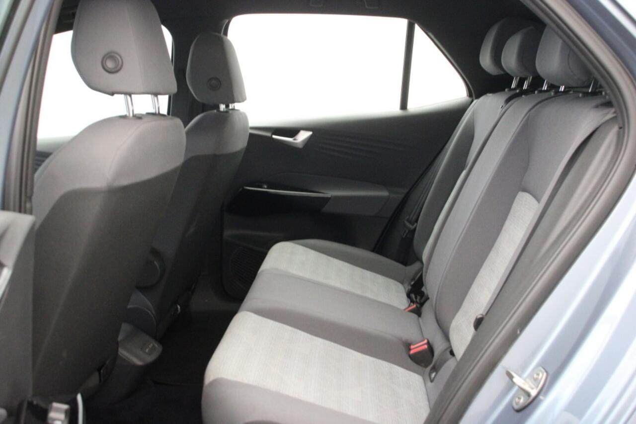 Volkswagen ID.3 Life 58 kWh - Carplay, Stoelverwarm. Adaptive Cruise, PDC, SOH 91%