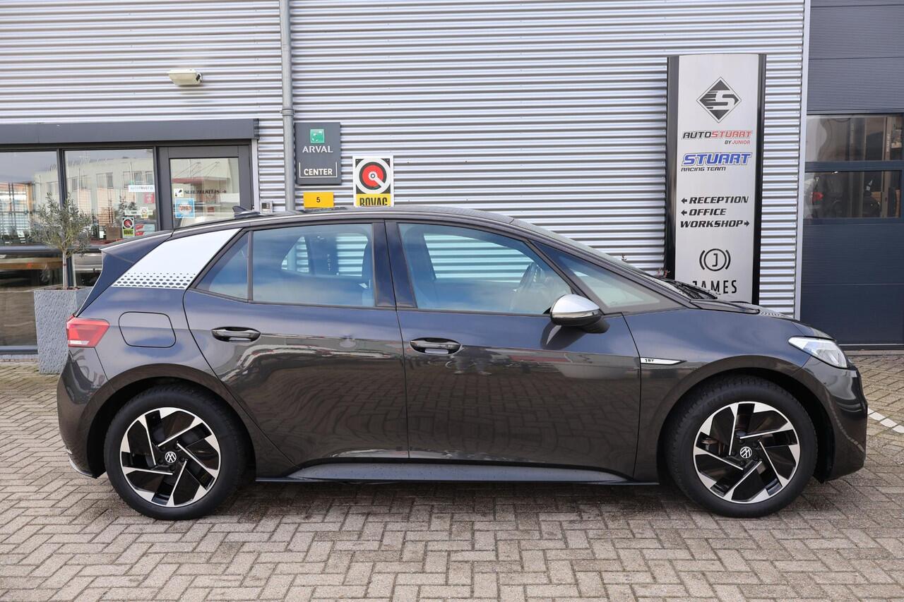 Volkswagen ID.3 First 58 kWh 1e Eigenaar | Volledig Onderh | BTW | NAP | SOH 95% | Winterpack | Navi | AF Trekhaak | Carplay | Bots | Ad Cruise | Climate | DAB | Hill-Hold | Keyless | Full Led | PDC