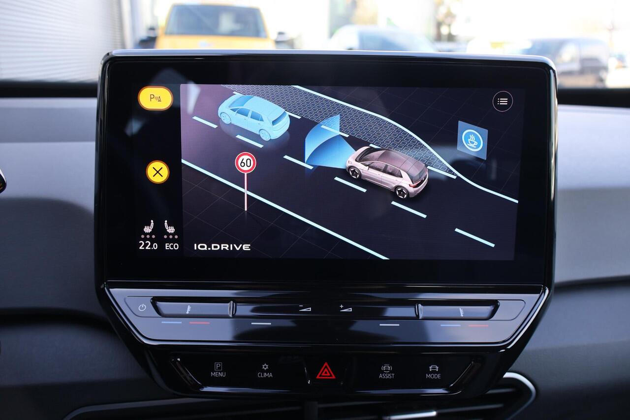 Volkswagen ID.3 First 58 kWh 1e Eigenaar | Volledig Onderh | BTW | NAP | SOH 95% | Winterpack | Navi | AF Trekhaak | Carplay | Bots | Ad Cruise | Climate | DAB | Hill-Hold | Keyless | Full Led | PDC