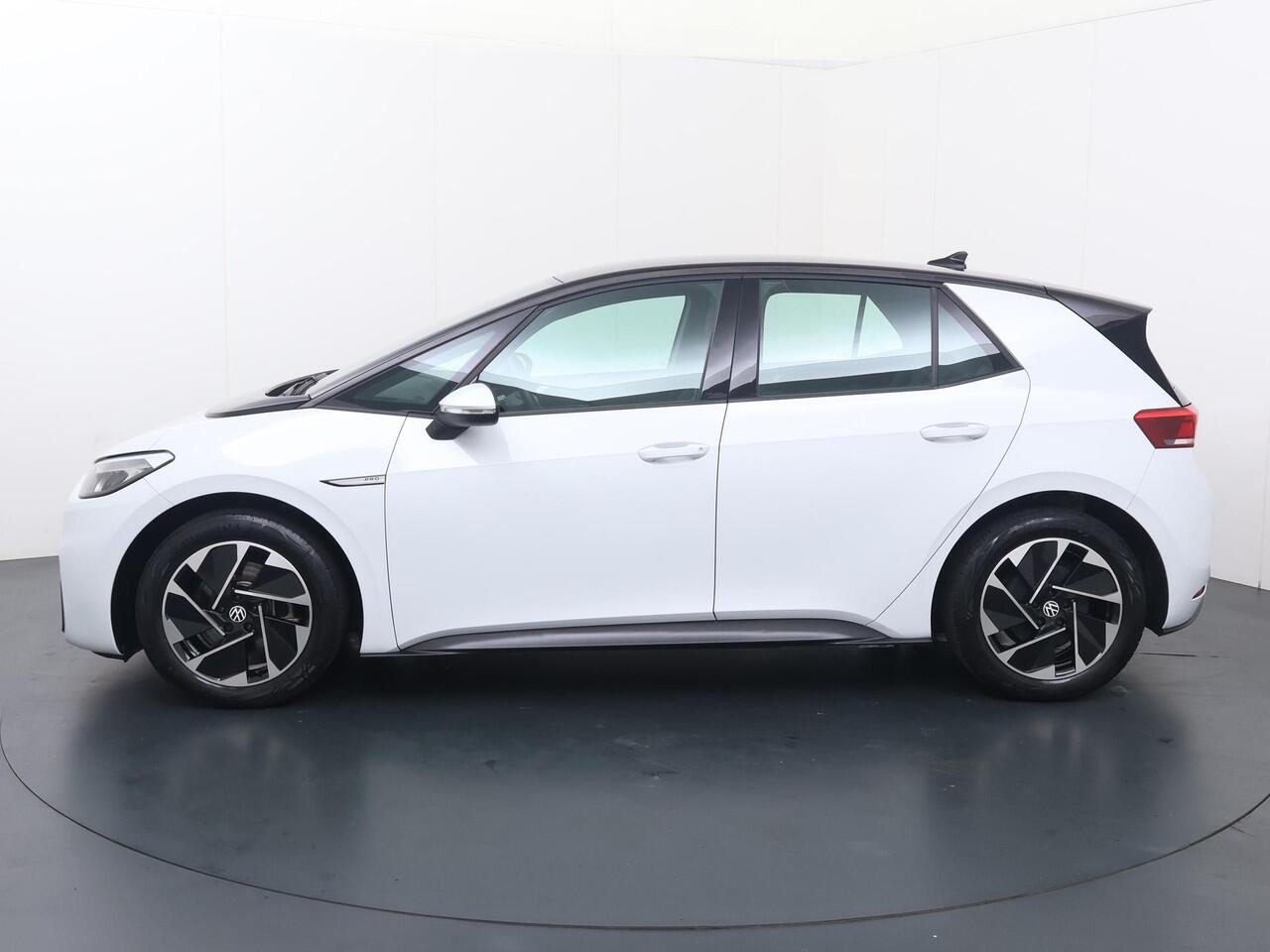 Volkswagen ID.3 Life 58 kWh | 204 PK | SoH 85% | Adaptive cruise control | Climate control | Apple Carplay/Android Auto |