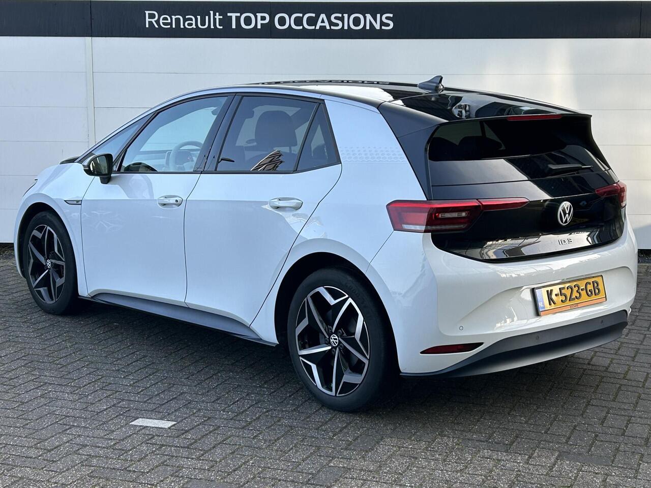 Volkswagen ID.3 First Plus 58 kWh | SoH 93% | Dealer Onderhouden | Winter Pack | Navi+Camera