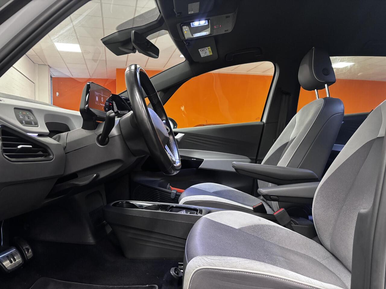 Volkswagen ID.3 First Plus 58 kWh | SOH 89% | Trekhaak | NL-Auto