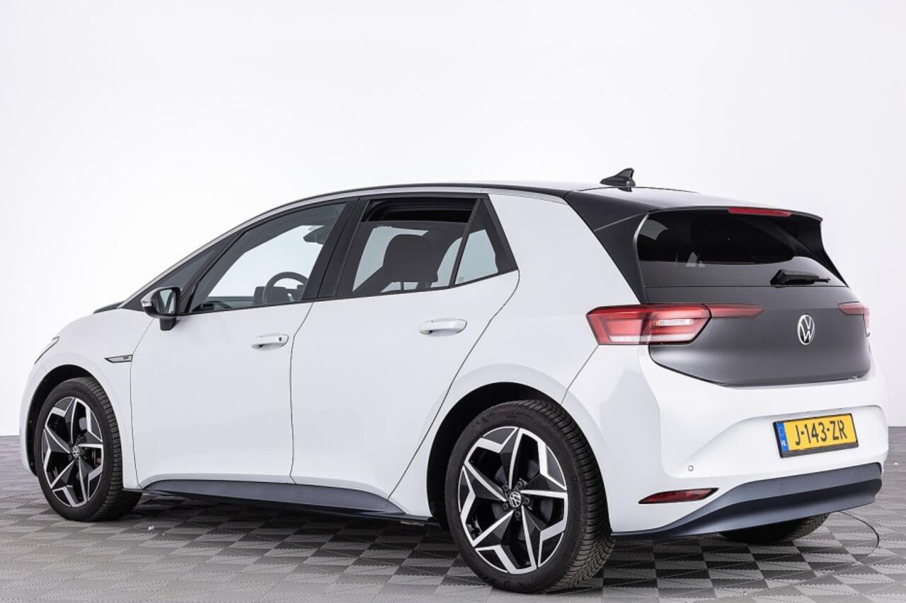 Volkswagen ID.3 First Plus 58 kWh | Full LED | NAVI | CAMERA ? 1e Eigenaar