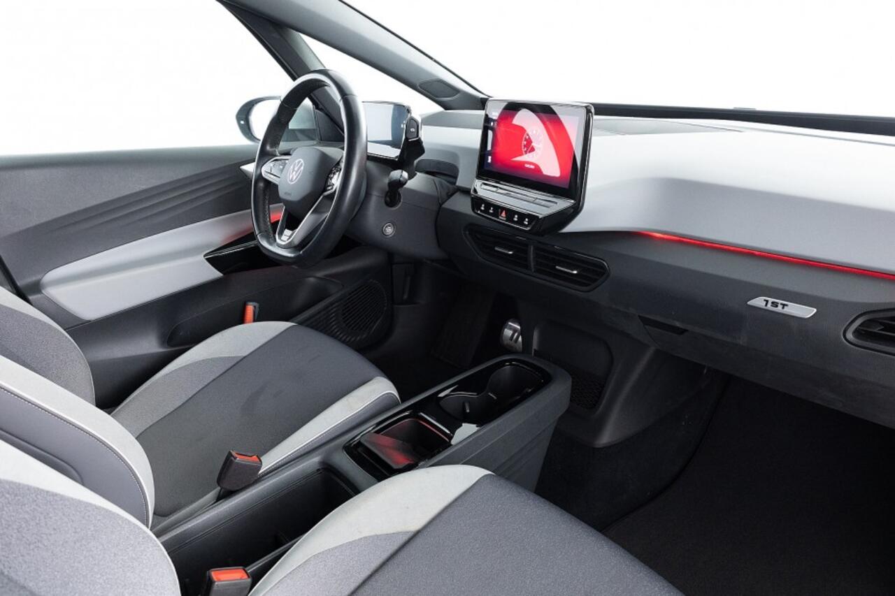 Volkswagen ID.3 First Plus 58 kWh | Full LED | NAVI | CAMERA ? 1e Eigenaar