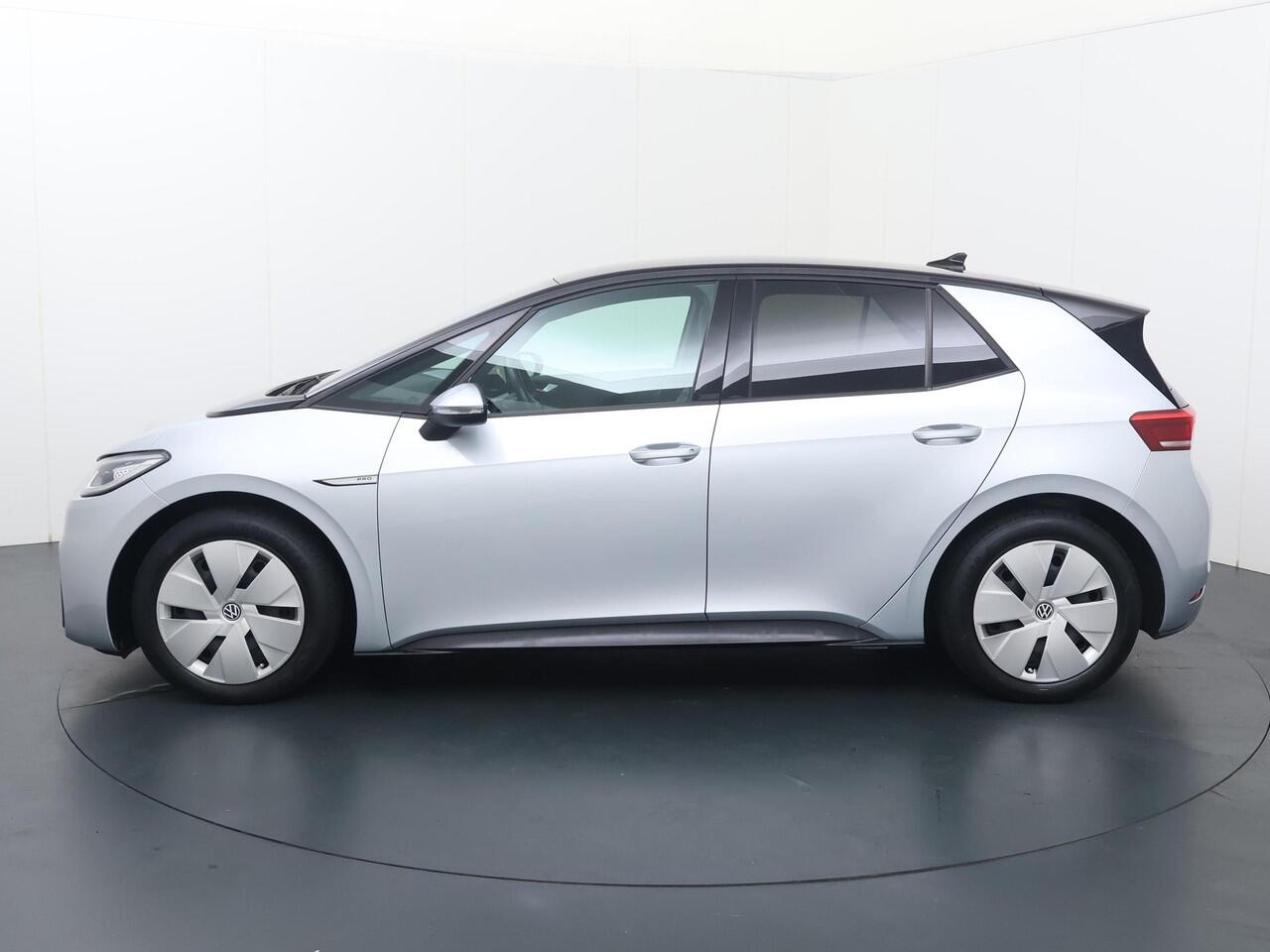 Volkswagen ID.3 Business 58 kWh | 204 PK | Matrix LED koplampen | Adaptive cruise control | Verwarmde voorstoelen | Apple Carplay/Android Auto |