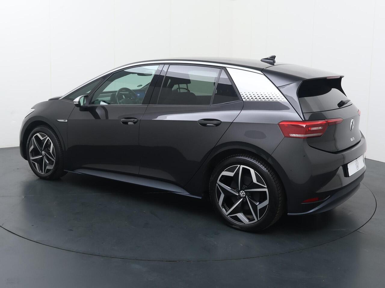 Volkswagen ID.3 First Plus 58 kWh | 204 PK | SoH 89% | Matrix LED koplampen | Adaptive cruise control | Achteruitrijcamera | Apple Carplay/Android Auto |