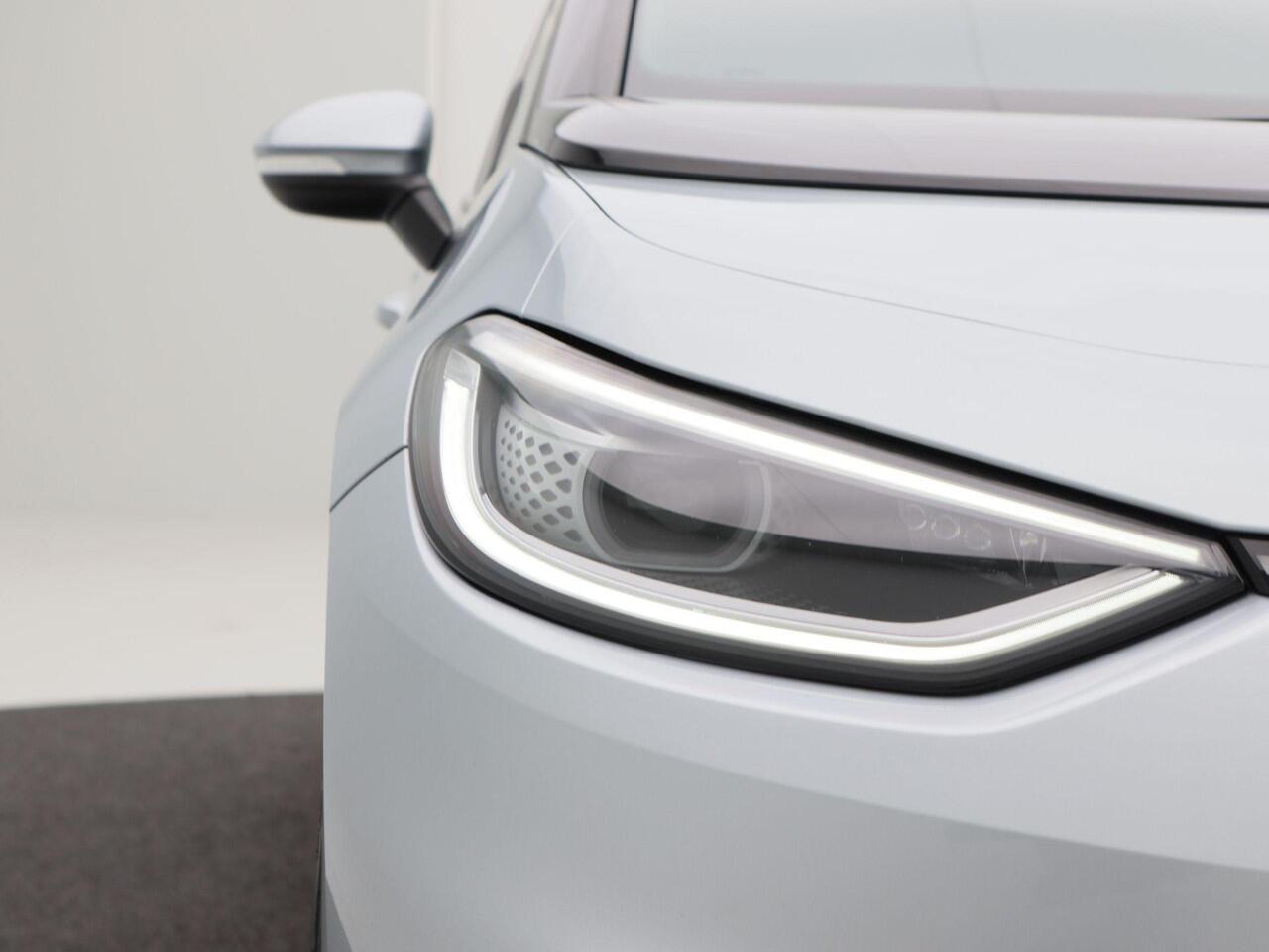 Volkswagen ID.3 Business 58 kWh | Adaptive Cruise | Climate Control | Camera | Carplay | 20 Inch | 97.282 Km!!