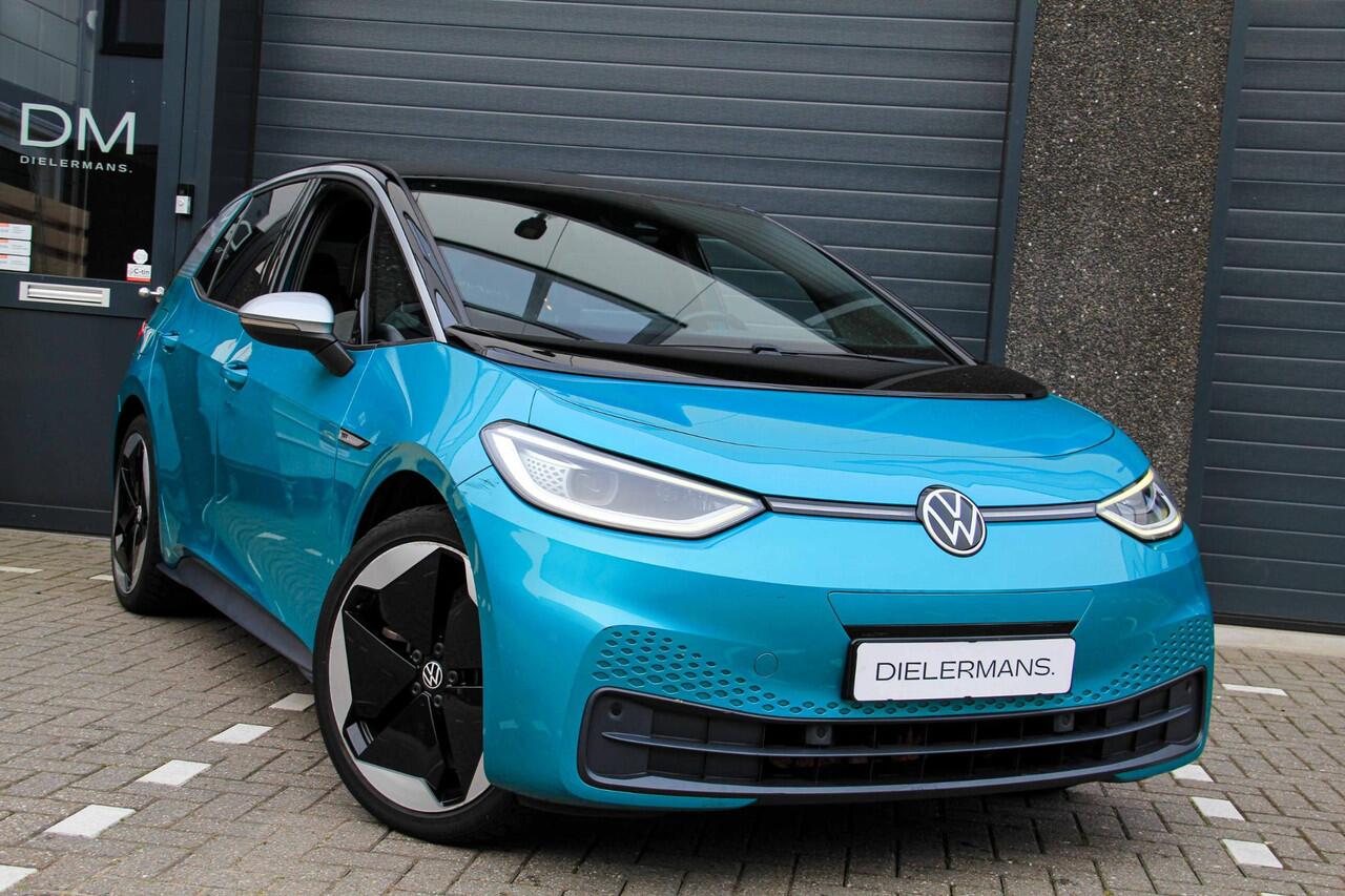 Volkswagen ID.3 Max First Edition | Vol optie!! | Panorama dak | Trekhaak | BTW voertuig | SOH 92%