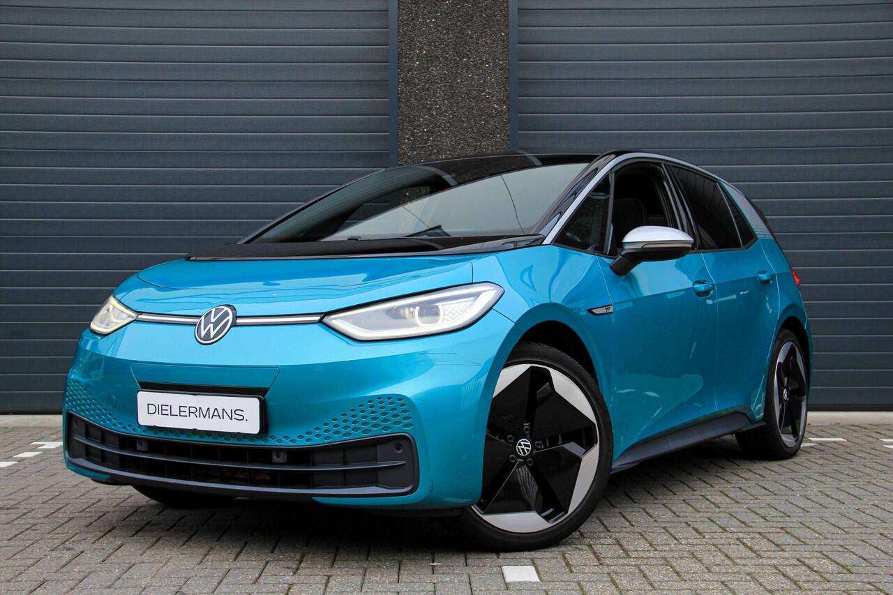 Volkswagen ID.3 Max First Edition | Vol optie!! | Panorama dak | Trekhaak | BTW voertuig | SOH 92%