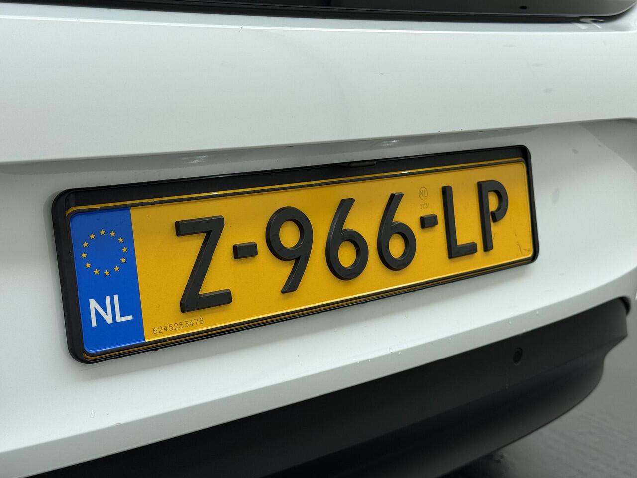 Volkswagen ID.3 PRO PERFORMANCE 58 kWh 204 PK | SOH91% | Warmtepomp | Stoel- & Stuurverwarming | Trekhaak | Adaptieve Cruise Control | Lane Assist