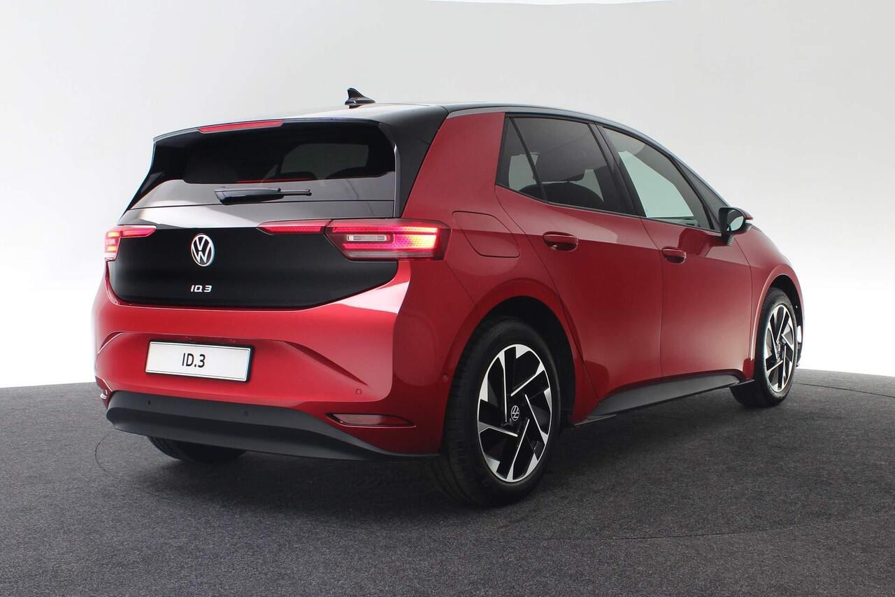 Volkswagen ID.3 Style 58 kWh 150 kW / 204 pk | Panoramadak | Steunhaak | HUD | Keyless | 18 inch