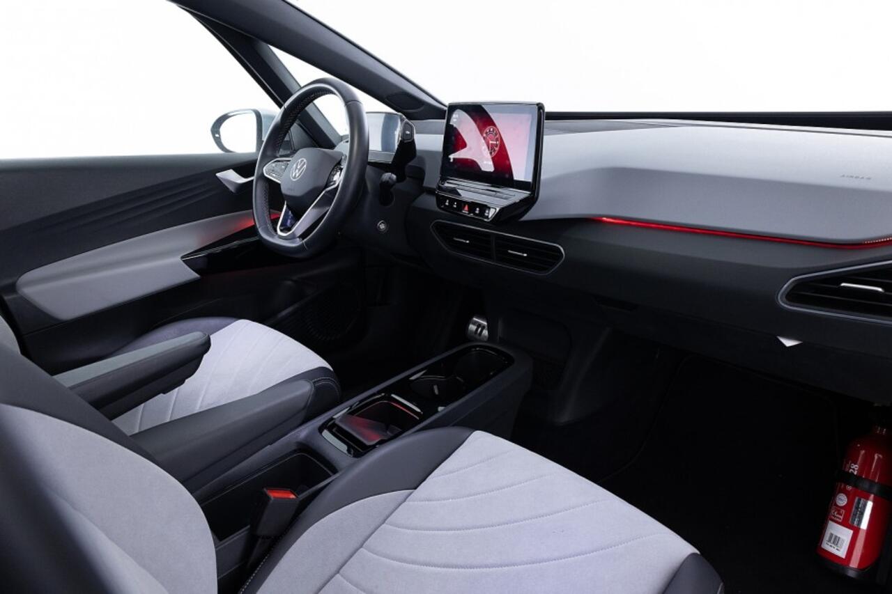Volkswagen ID.3 Pro Performance 58 kWh | WARMTEPOMP | Half LEDER | Full LED | NAVI | PDC