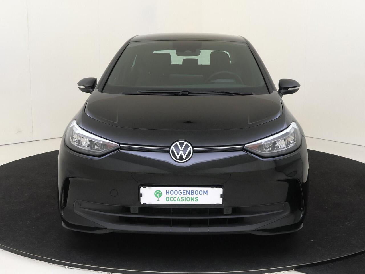 Volkswagen ID.3 Pro Advantage 58 kWh | SoH 91% | Adaptieve cruise control | Parkeersensoren | Stoel- en stuurwielverwarming | Navigatie | CarPlay | Elektrisch inklapbare buitenspiegels | Sfeerverlichting |