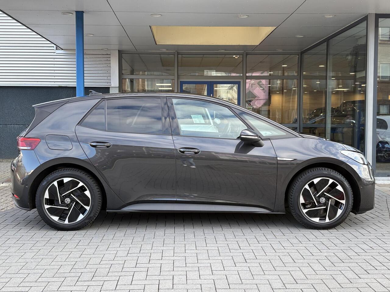 Volkswagen ID.3 Pro Edition 58 kWh | Stoel- & Stuurwielverwarming | Adaptive Cruise | Achteruitrijcamera | Climate Control | Navi |