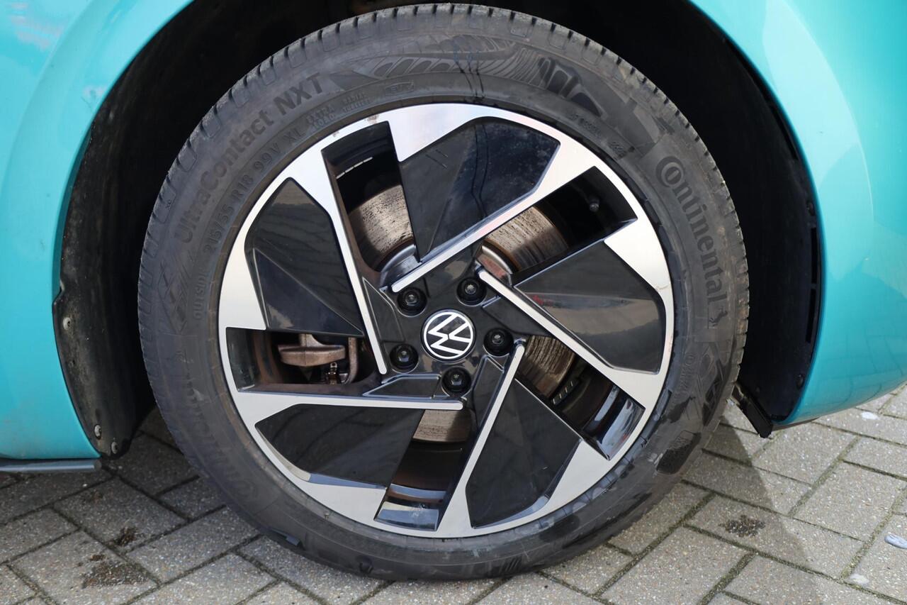 Volkswagen ID.3 Pro 58 kWh 150KW/204PK, NL auto dealeronderhouden trekhaak voor fietsen navigatie, 18" lmv, ACC, mf stuurwiel, draadloos apple carplay, regensensor, LED verlichting, pdc voor en achter