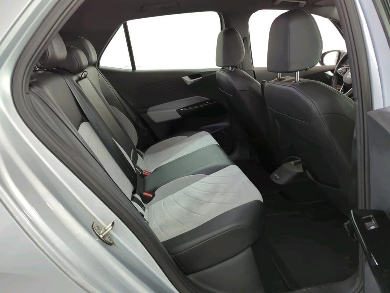 Volkswagen ID.3 Pro 58 kWh | Navigatie | Parkeersensoren | Camera | SOH 92%
