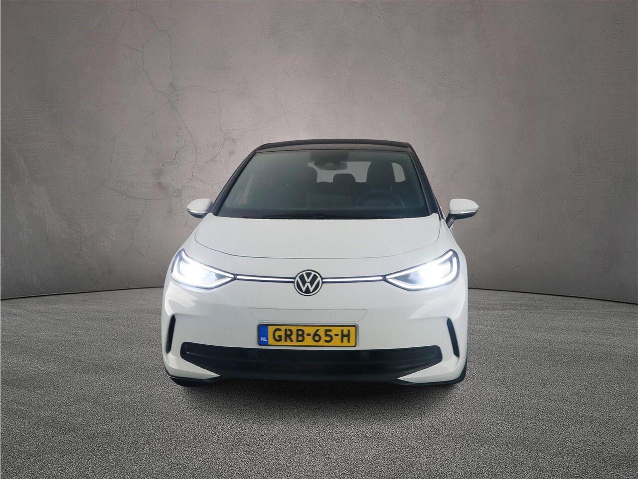 Volkswagen ID.3 Pro Business 204pk Automaat Steunhaak, Adaptive cruise control, Achteruitrijcamera, LED matrix koplampen, Stoelverwarming, Parkeersensoren, App connect