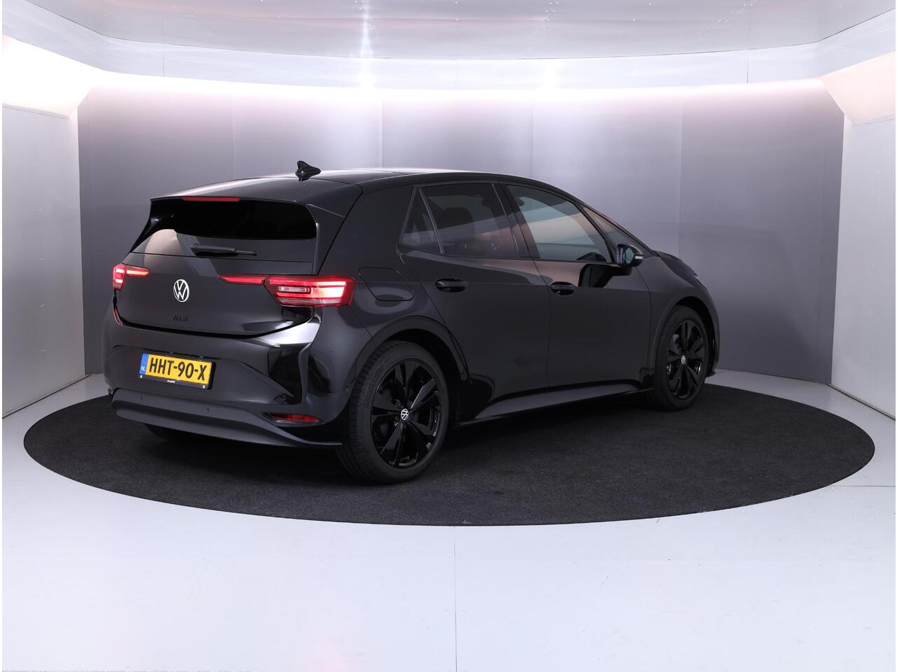 Volkswagen ID.3 Pro Business 59 kWh 204pk Pano-dak| Navi| 19'LM-velgen| verwarmd stuur en-voorstoelen