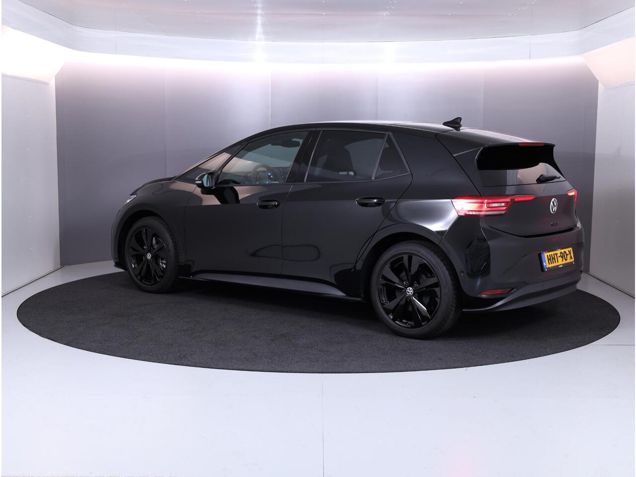 Volkswagen ID.3 Pro Business 59 kWh 204pk Pano-dak| Navi| 19'LM-velgen| verwarmd stuur en-voorstoelen