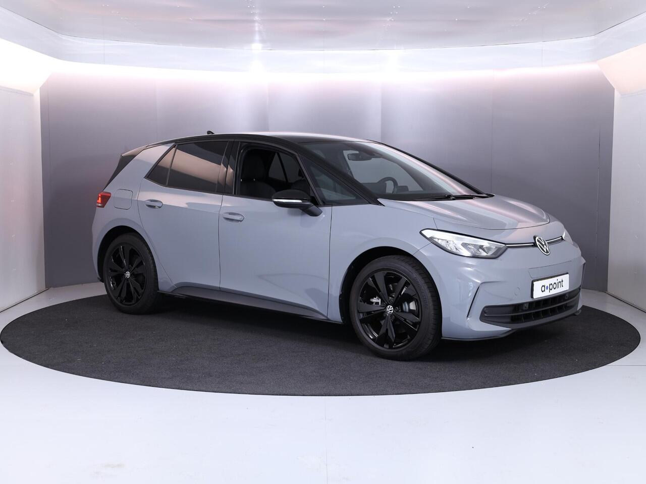 Volkswagen ID.3 Pure Business 52 kWh Steunhaak| Navi| 19'LM-velgen| Stuur- en voorstoelen verwarmd