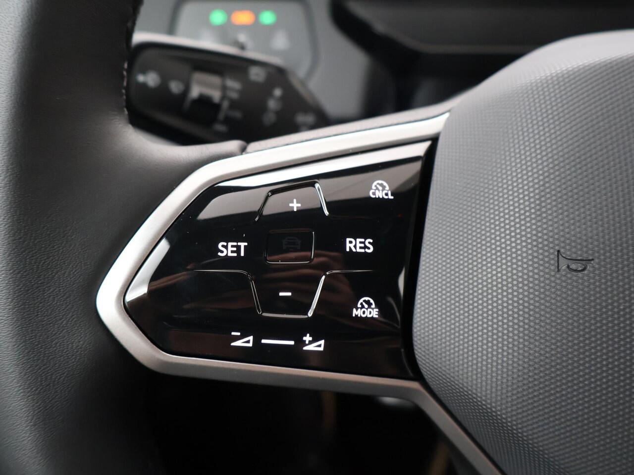 Volkswagen ID.3 Pro Business 59 kWh accu, 150 kW / 204 pk Hatchbac k Elektrische aandrijving