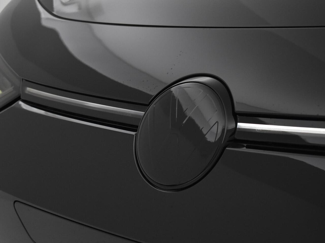 Volkswagen ID.3 GTX Performance 79 kWh 326PK l Assistentie Plus l Panoramadak l 20" Skagen l Harmann Kardon l Black Style