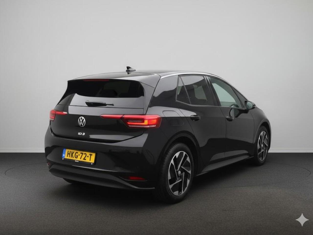 Volkswagen ID.3 Pro Business 59 kWh 231PK | 17% bijtelling* | 19" LM velgen | Navigatie | Parkeercamera | Onderhoud tot 4-4-2030