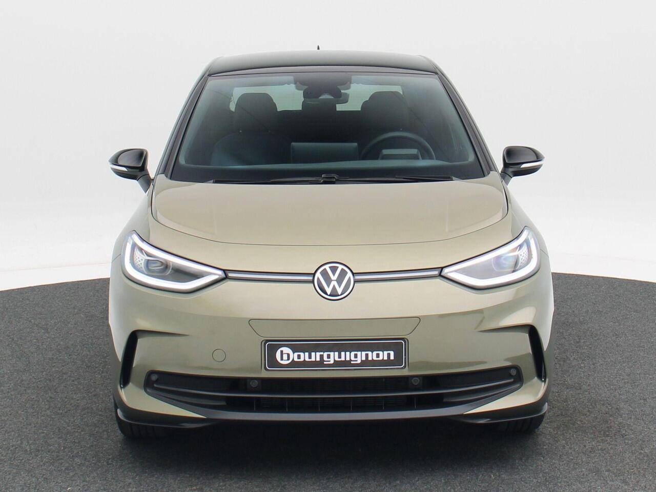 Volkswagen ID.3 Pro Limited Edition 58 kWh | Achteruitrijcamera | Navigatie | LED Matrix | Stoel- & Stuurverwarming |