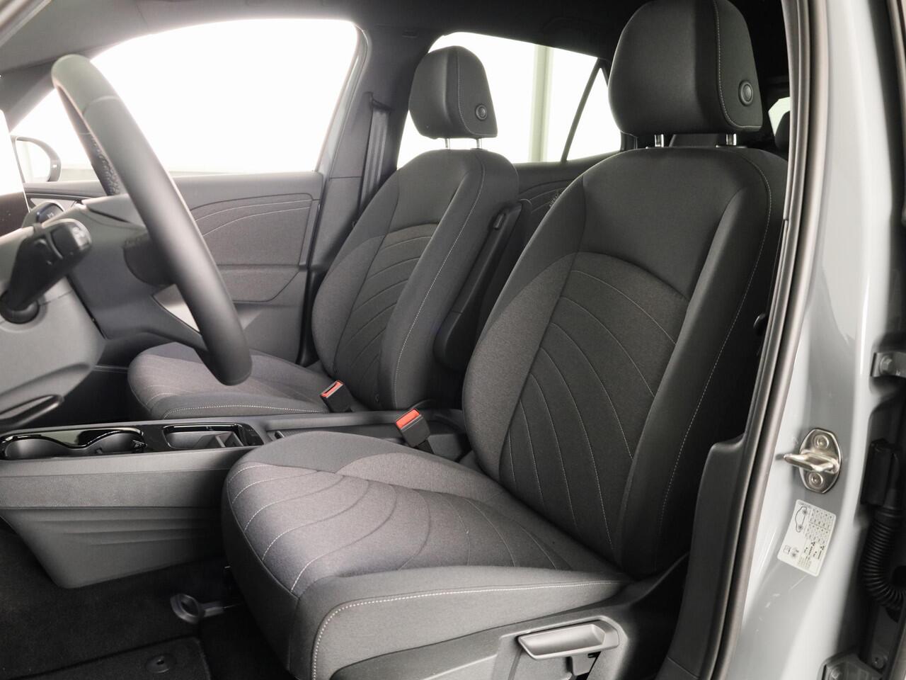 Volkswagen ID.3 Pro Limited Edition 58 kWh accu 204 PK | Velgen 19" | Stoel & Stuurverwarming| Camera|