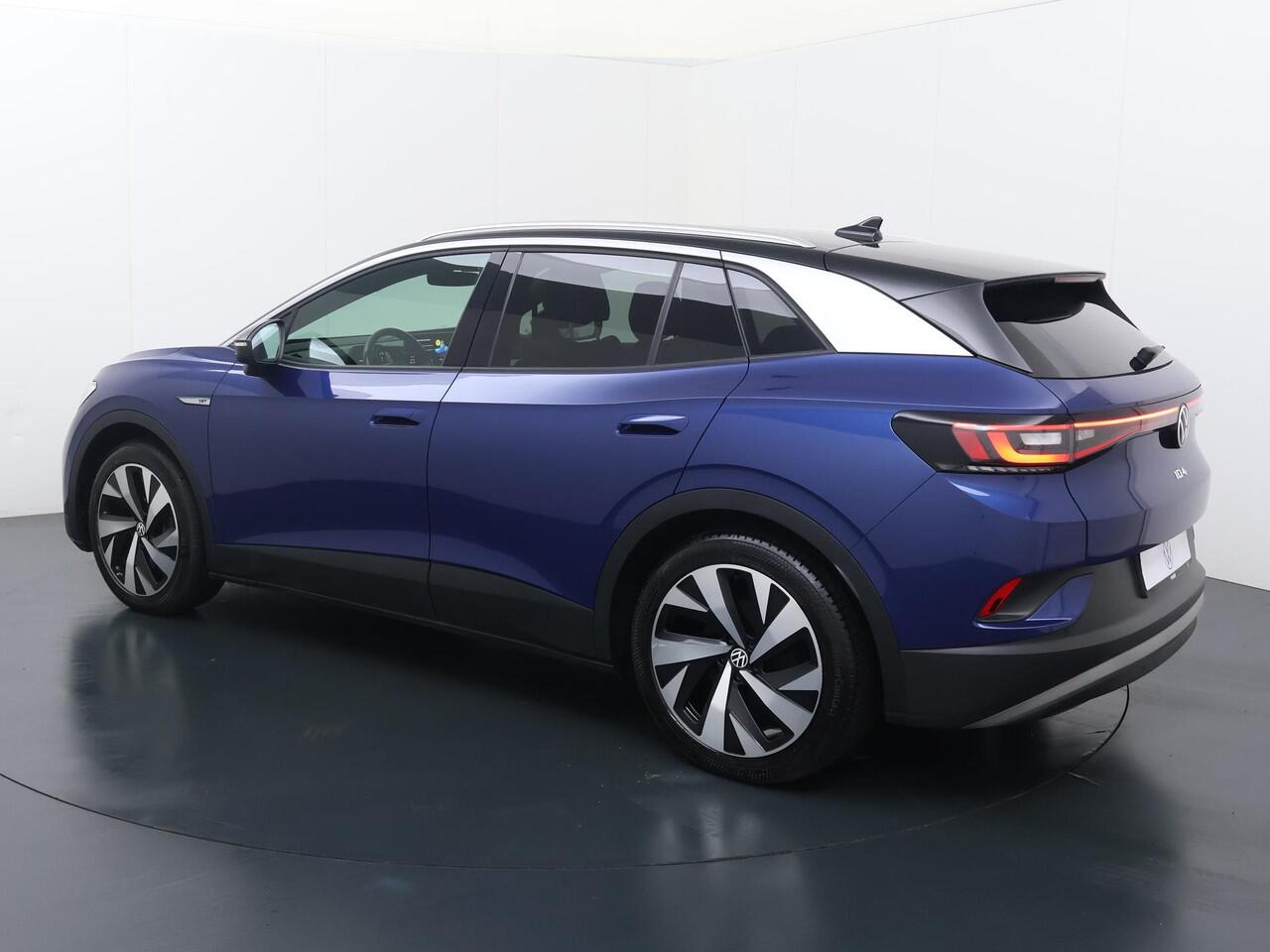 Volkswagen ID.4 First 77 kWh | 204 PK | SoH 87% | Navigatiesysteem | Adaptive cruise control | Verwarmde voorstoelen + voorruit | 20" LM velgen |