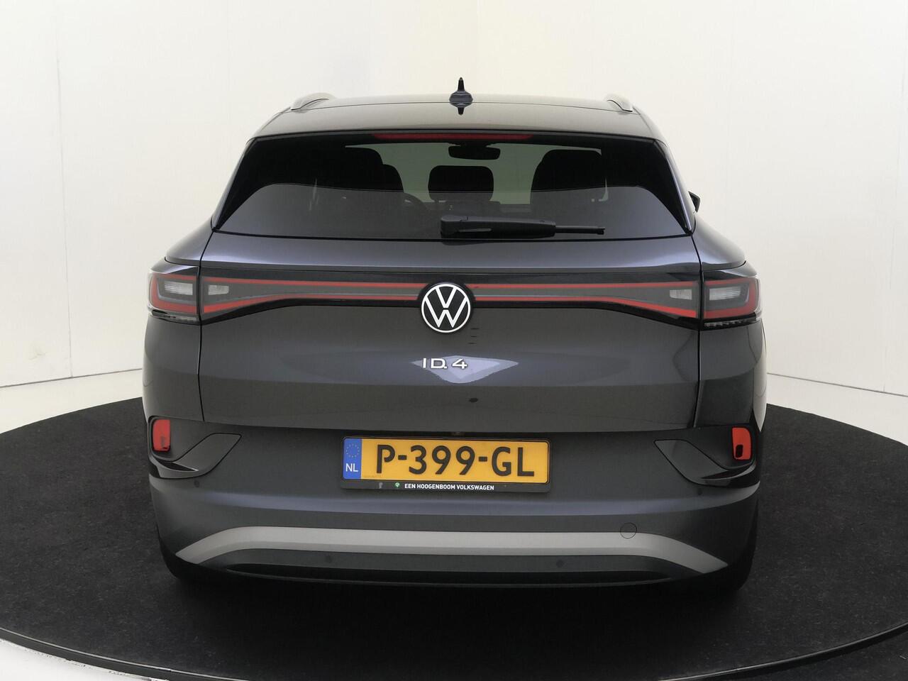 Volkswagen ID.4 Business 77 kWh | Trekhaak | Achteruitrijcamera | Stoelverwarming | Warmtepomp | Adaptieve cruise control | Navigatie | CarPlay |