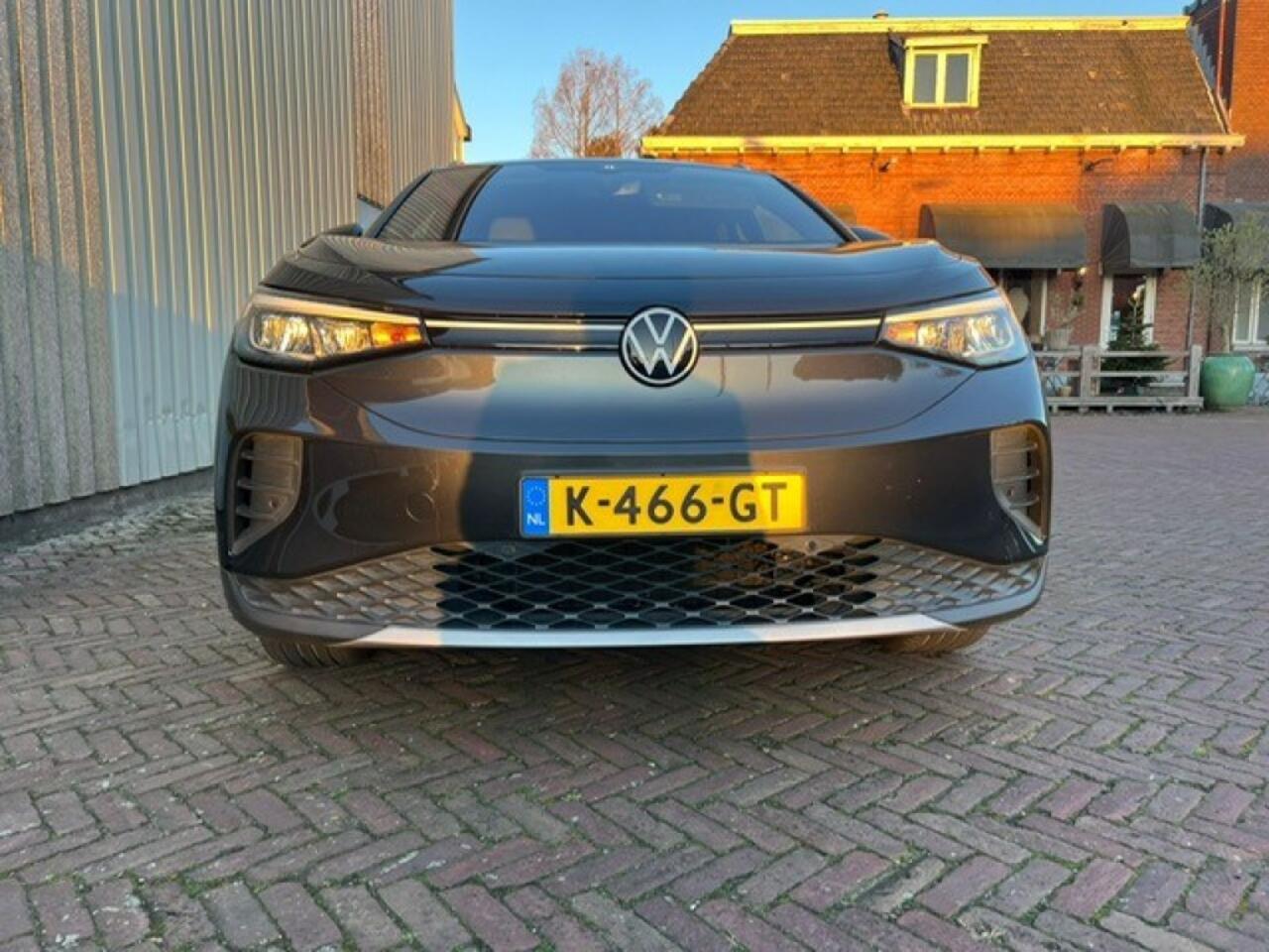 Volkswagen ID.4 1 st eigenaar, 1st edit, 77 kWh 204 Pk, Adapative Cruise, Climat control, elektr. trekhaak, alcantara bekleding