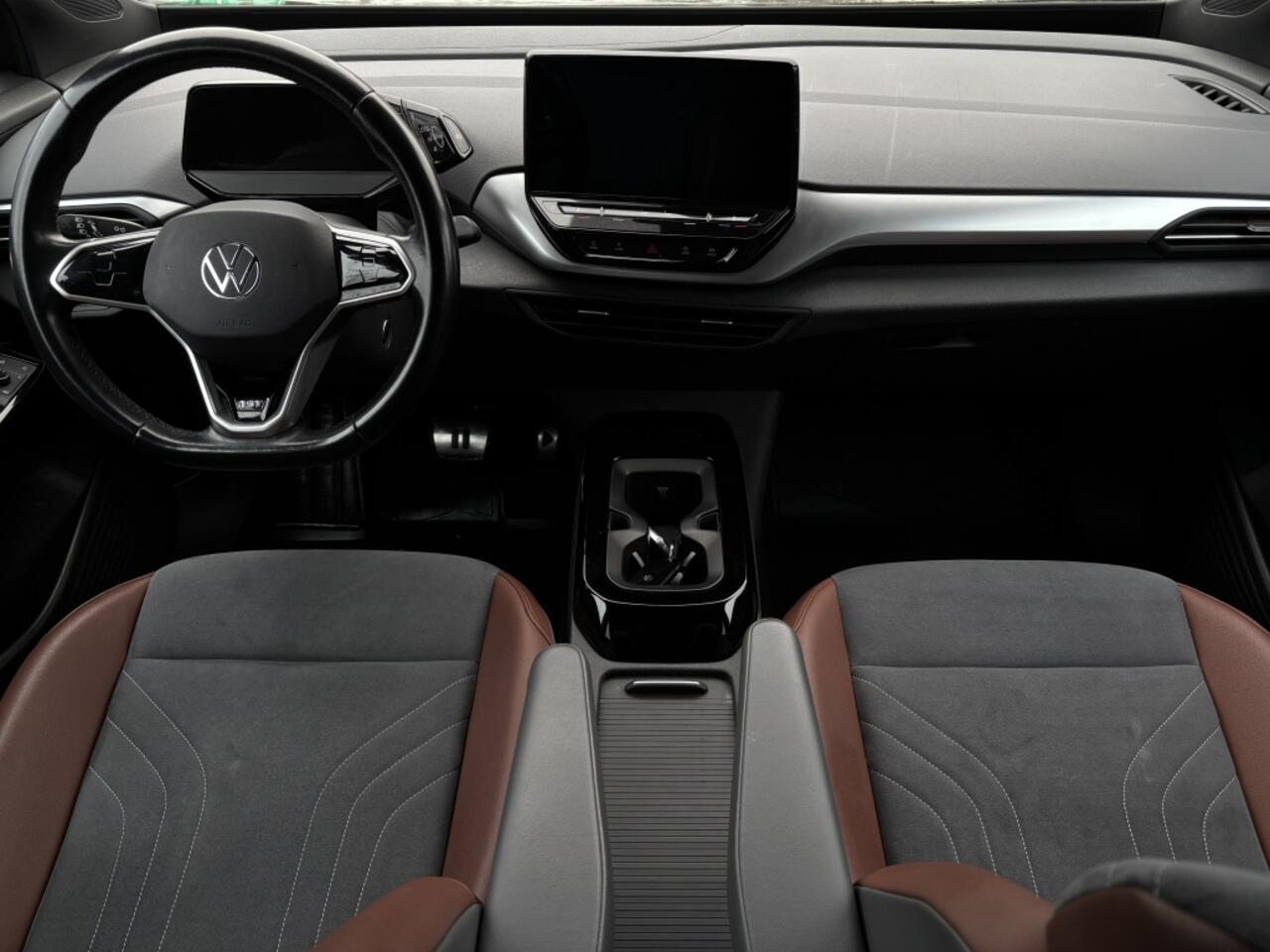 Volkswagen ID.4 First 77 kWh | Adaptive cruise | Stoelverwarming |