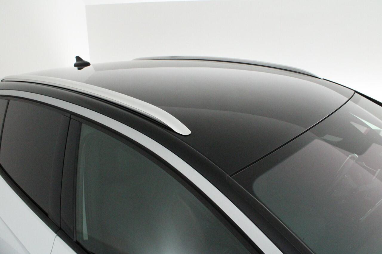 Volkswagen ID.4 First 204pk 77 kWh SOH 89% Trekhaak Camera Stoelverwarming Navigatie