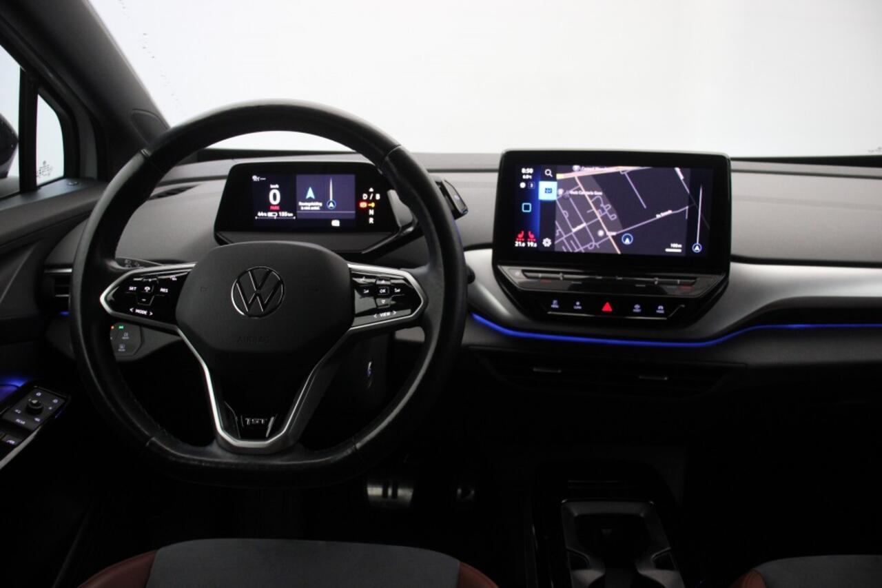 Volkswagen ID.4 First 77 kWh - Carplay, Navi, Camera, Cruise, Half Leer, Stoelverw. SOH 84%