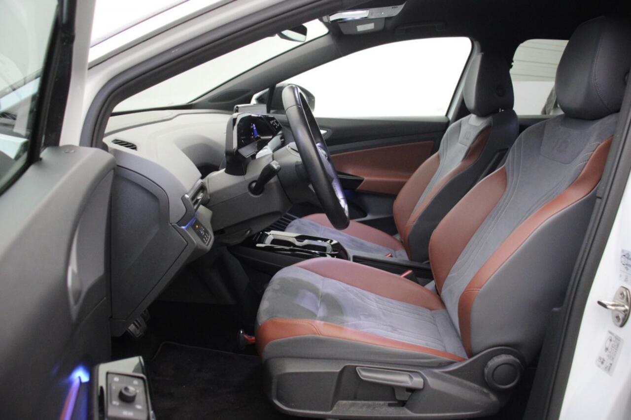 Volkswagen ID.4 First 77 kWh - Carplay, Navi, Camera, Cruise, Half Leer, Stoelverw. SOH 84%