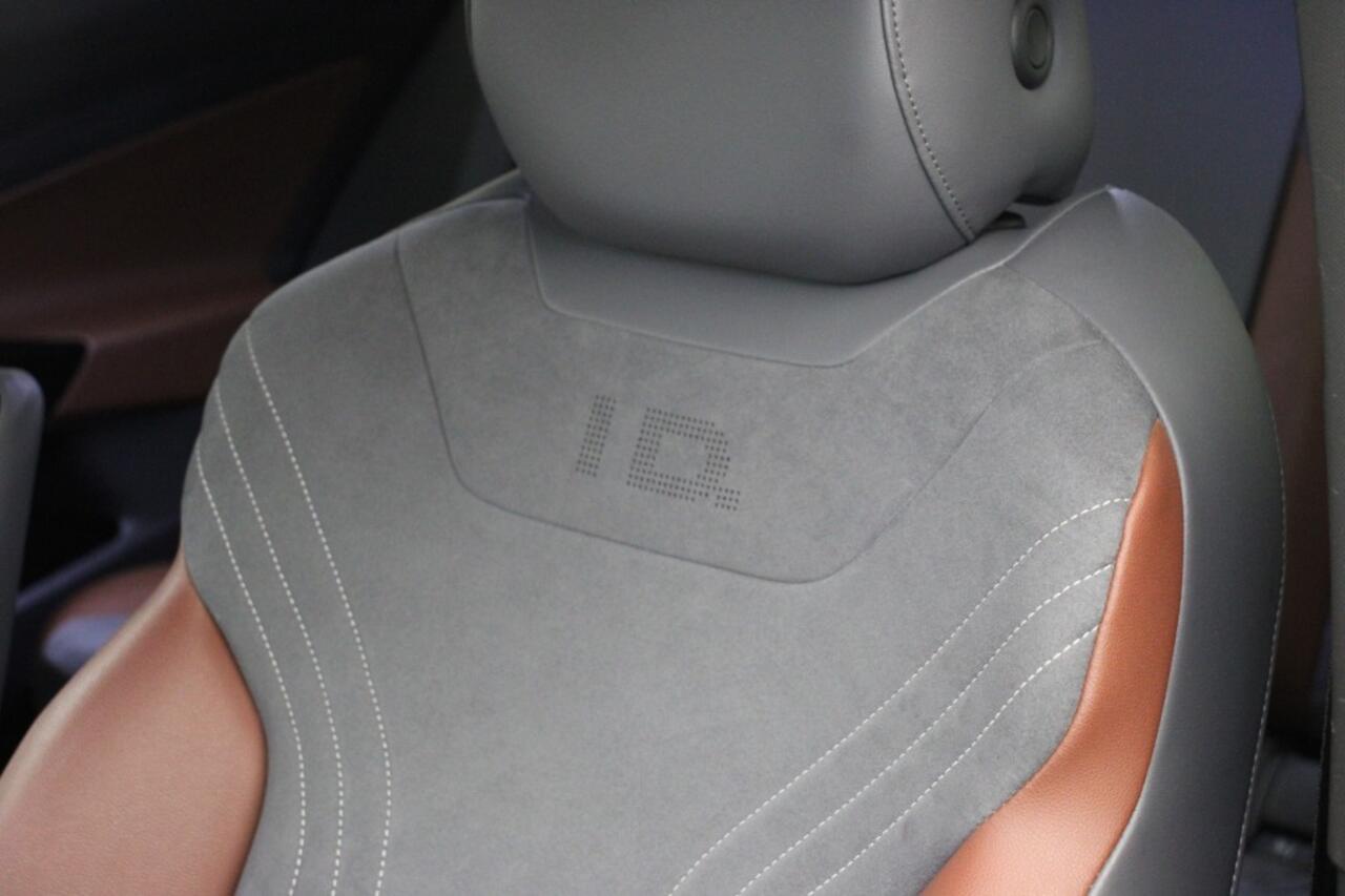 Volkswagen ID.4 First 77 kWh - Carplay, Navi, Camera, Cruise, Half Leer, Stoelverw. SOH 84%