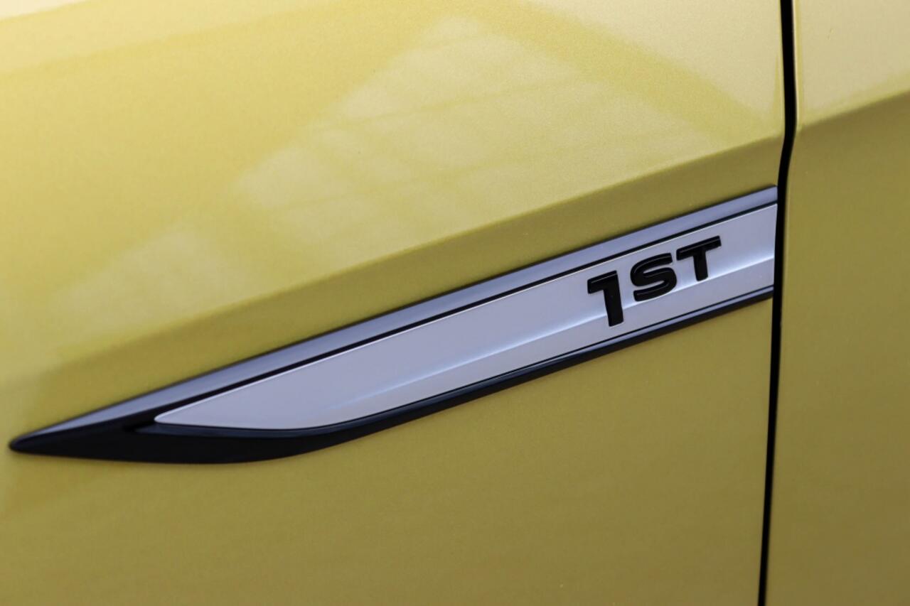 Volkswagen ID.4 Pro Performance 77kWh 1st Edition Warmtepomp l Trekhaak l ACC